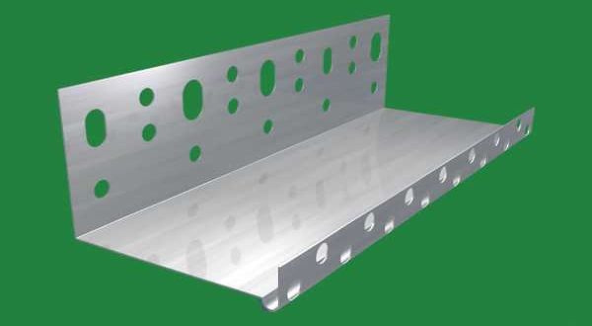 Alu lábazati indító profil - 0,7 x 110 mm - 2,5 fm/db