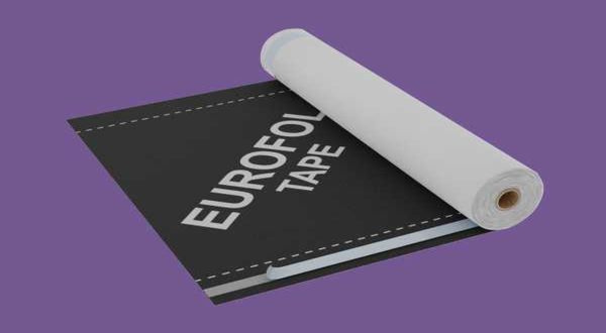 EUROFOL TAPE páraáteresztő tetőfólia ragasztóval - 140 g/m2 - 1,5 x 50 m