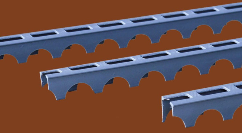 Távtartó léc, perforált - 50 mm x 2 m