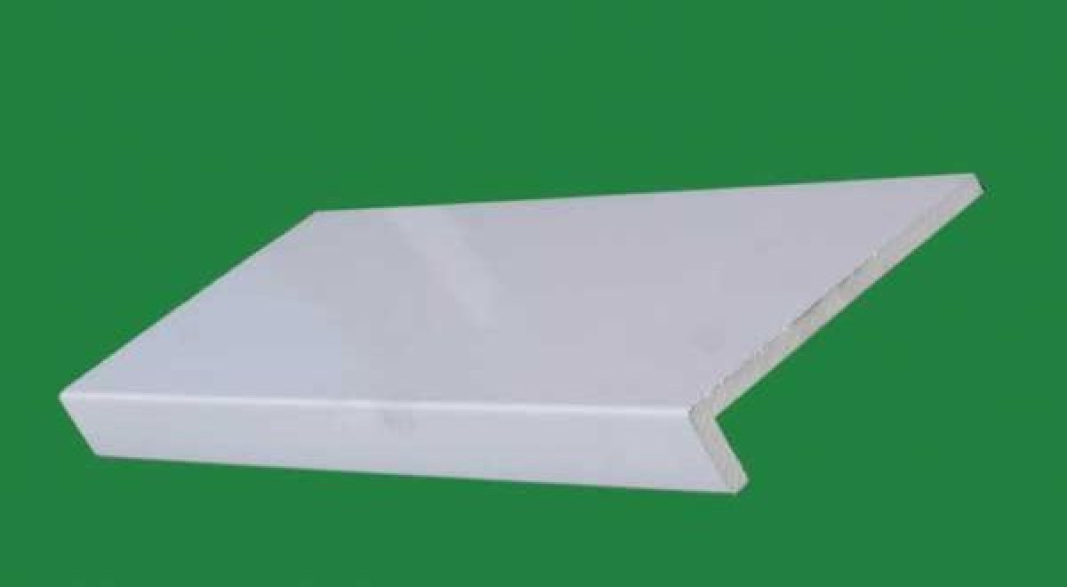 PZ606 fényes habosított műanyag párkány - 20 cm x 6 m - fehér